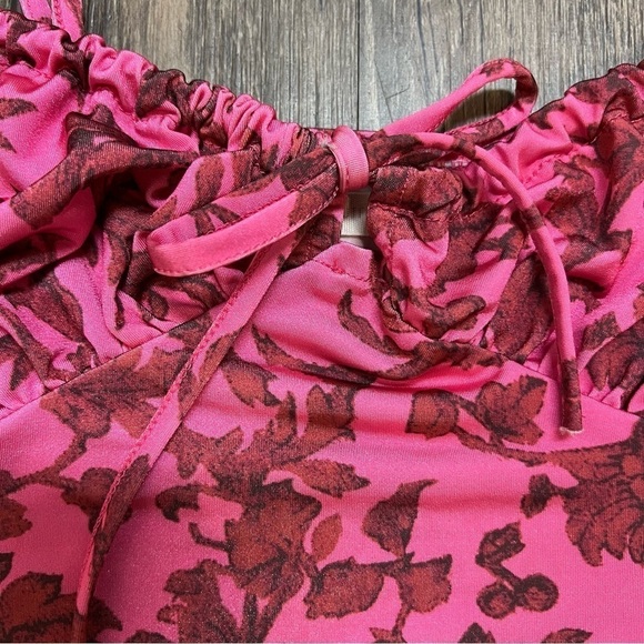 Women’s Urban Outfitters Pink Floral Crop Top Size M - Picture 4 of 8